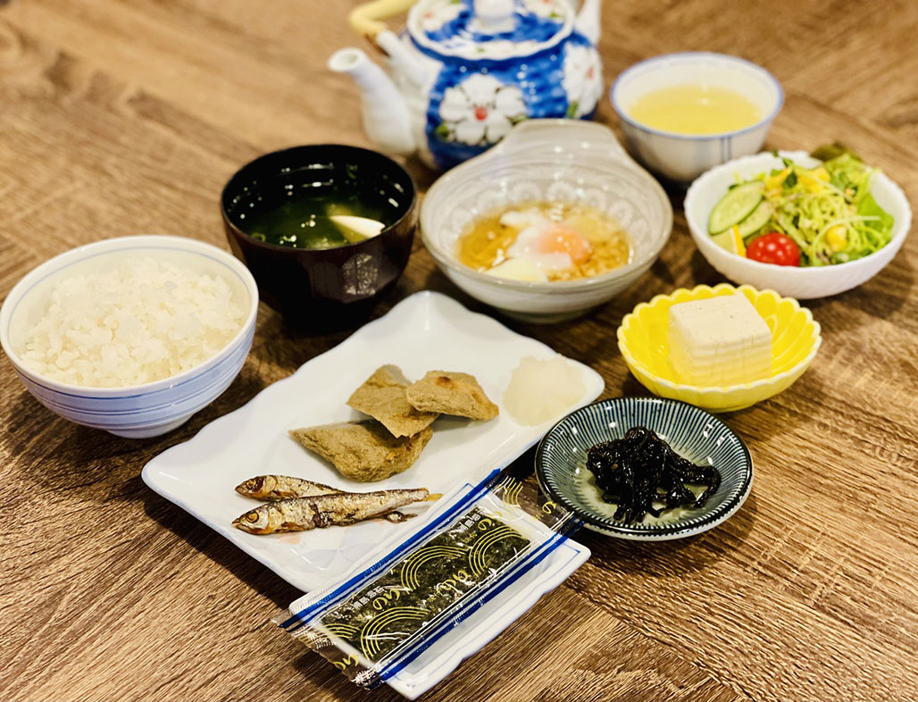 お食事